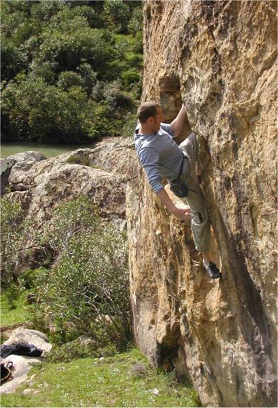 LA ESCALADA EN BLOQUE OTRA ACTIVIDAD MAS